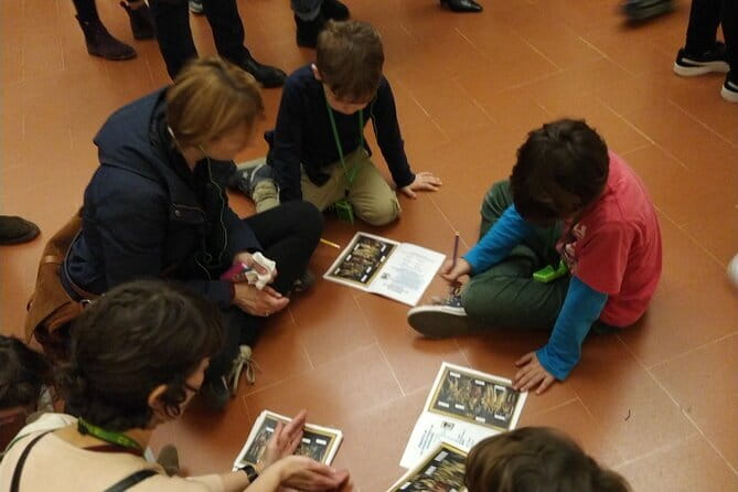 Kids treasure hunt in Uffizi museum Private, timed entry! - Key points for families comparing Uffizi tours