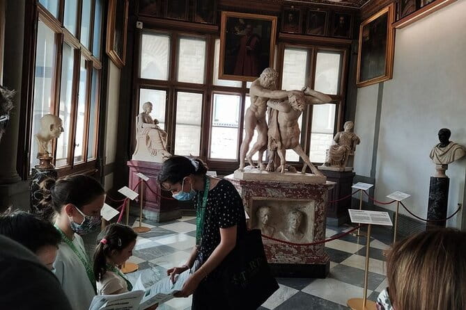 Kids treasure hunt in Uffizi museum Private, timed entry! - Booking ahead and cancellation terms