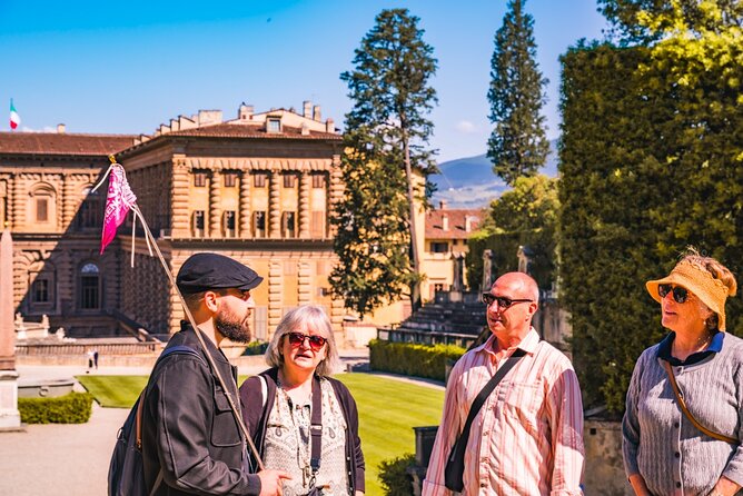 Medici Treasures: Pitti Palace & Boboli Gardens Small Group Tour - Meeting at Pitti Palace at 8:45 am