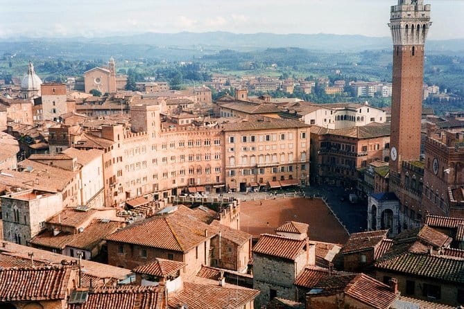 Medieval Tour in Monteriggioni and Val d'Orcia from Florence - Meeting at Florence Santa Maria Novella