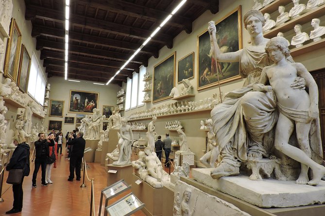 Michelangelo's David: Accademia Gallery Private tour - Renaissance paintings beyond the famous statue