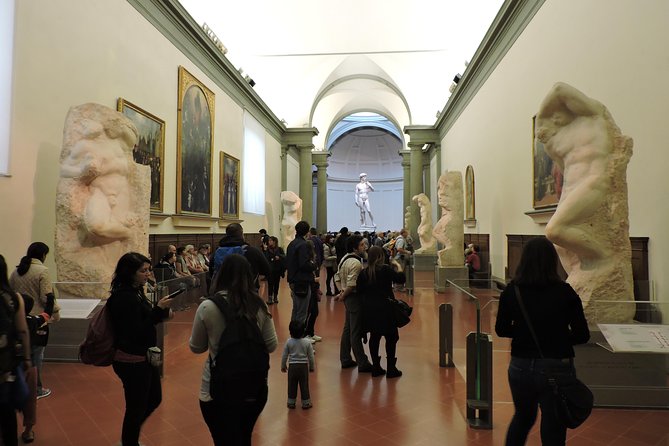 Michelangelo's David: Accademia Gallery Private tour - Meeting your guide on Via Ricasoli