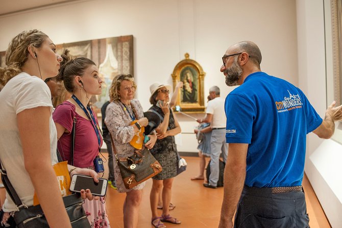 Michelangelo’s David, Accademia & Uffizi Small Group Tour - How small is the small group?
