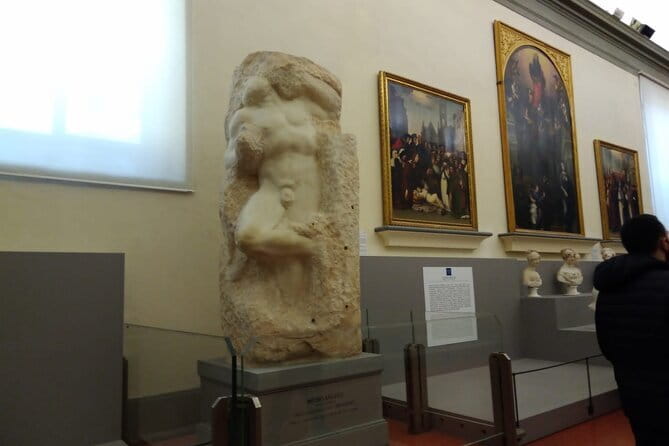 Michelangelo's David Tour in the Accademia (Tickets NOT included) - Why seeing the original David matters