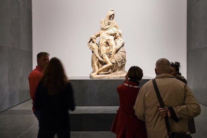 Michelangelo Sculpture Tour in Florence with Skip the Line Ticket - Following Michelangelo through Florence at 9 a.m.