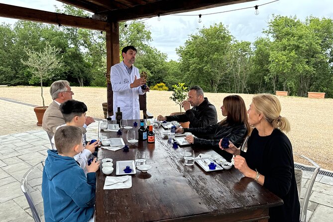 Olive Oil Tours and Tasting at Frantoio di Montalcino - Why an olive oil mill visit is worth your time