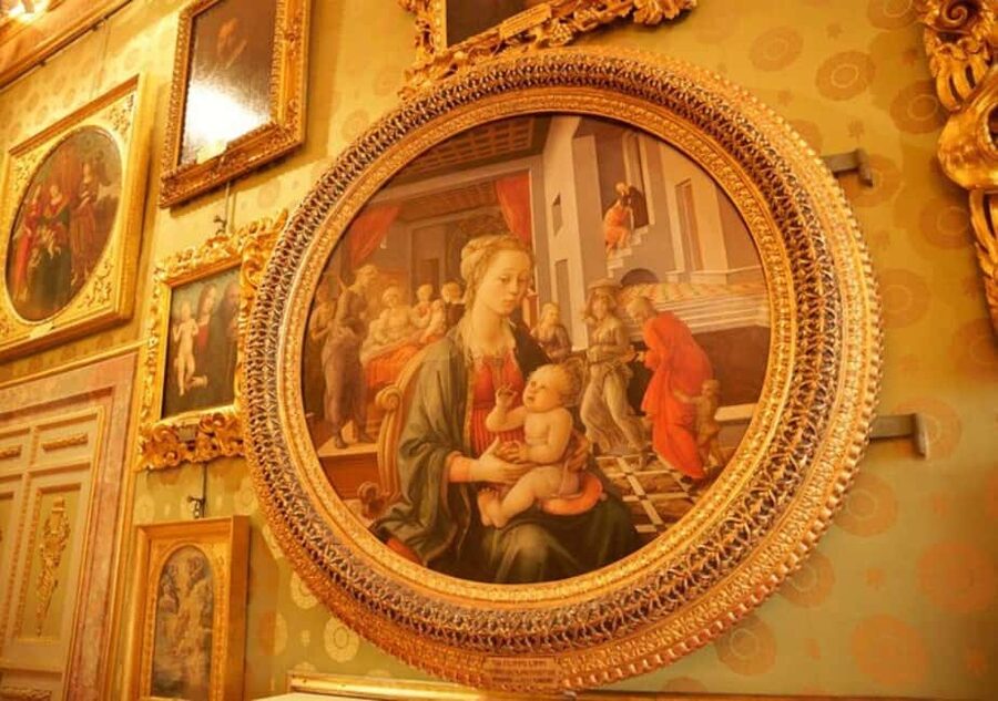Palatina Gallery and Pitti Guided Tour in Florence - The Royal Apartments and Medici daily life