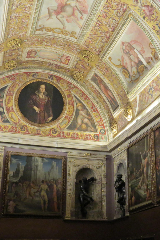 Palazzo Vecchio Secret Passages Tour & Lunch or "Gelato" - Meeting at Palazzo Vecchio’s Via dei Gondi entrance