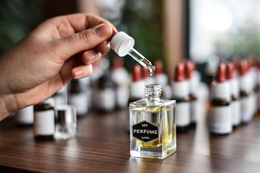Perfume Creating Workshop in the city center - Testing Oud, Orange Blossom, and Sandalwood