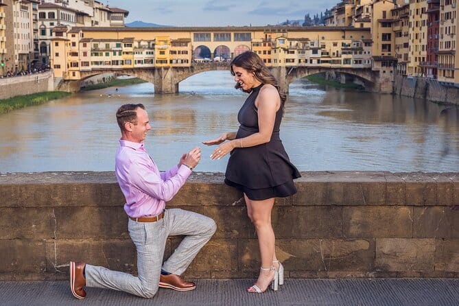 Photo Shoot in Florence with a Professional Photographer - Starting at Piazza della Repubblica