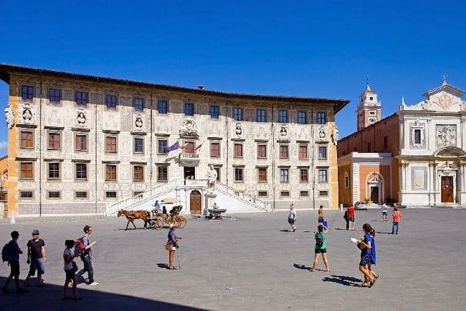 Pisa and Florence Shared Shore Excursion from Livorno Port - Two hours around Piazza della Repubblica