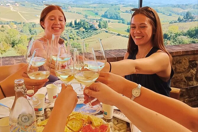 Pisa, Vinci, Tuscany, Wine tasting all in one day! - Small Group - One Hour in Vinci, Leonardo’s Hometown