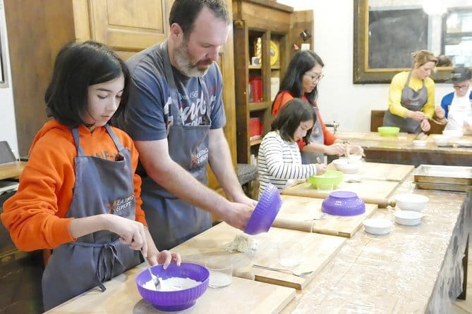 Pizza & Gelato Making Class in Oltrarno with Eating Europe - Dietary needs and practical planning