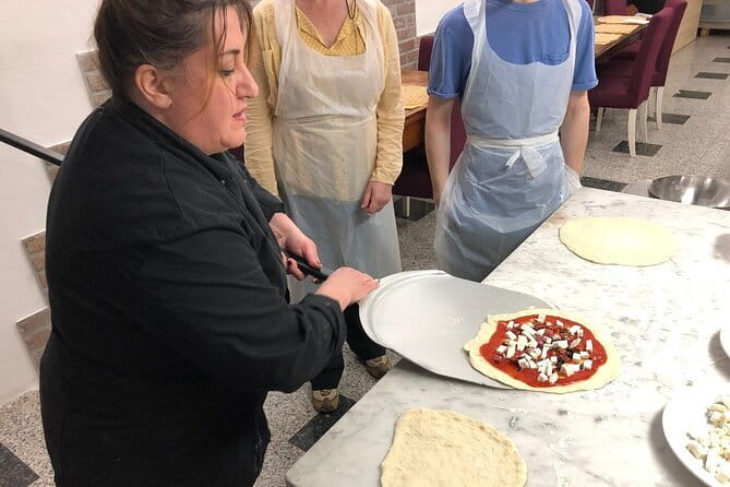 Pizza & Gelato Making Cooking Class in Florence - The setting and the question of consistency