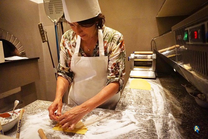 PIZZA Making & GELATO Experience - Cooking Class - Why pizza and gelato make a good Florence activity