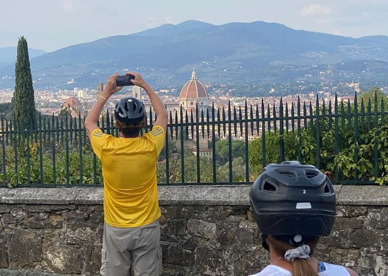 Premium Chianti E-Bike Tour, Food Wine Tasting + Photo shoot - Arcetri, Old Villages, and Olive Groves