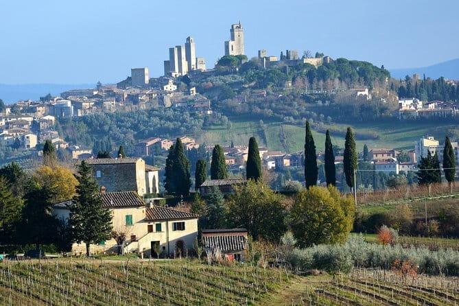 Private All-inclusive Heart of Florence Walking Tour with Accademia and Uffizi - Spending two hours inside the Uffizi