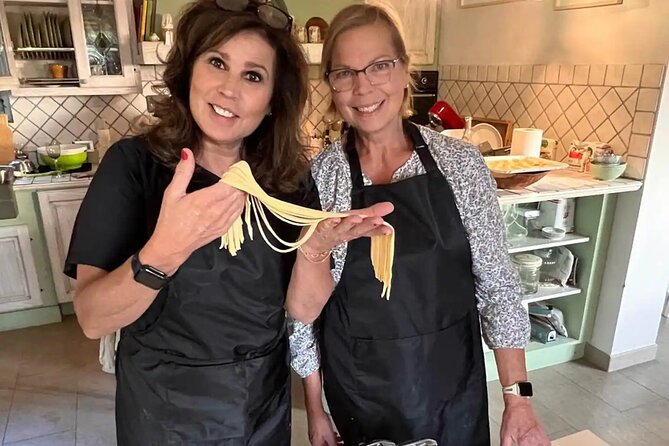 Private Cooking Lesson with a Typical Italian Family - What happens from the 4:00 pm arrival