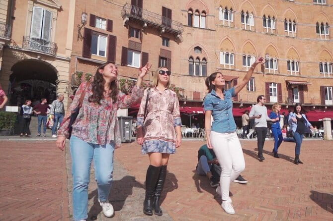 Private Excursion to Siena, San Gimignano and Chianti Landscapes - Monteriggioni and the Chianti route