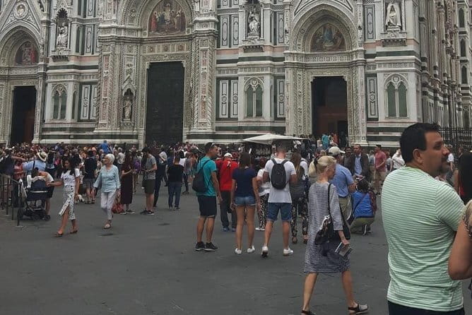 Private Florence City Tour & The Mall Shopping - What the chauffeur adds
