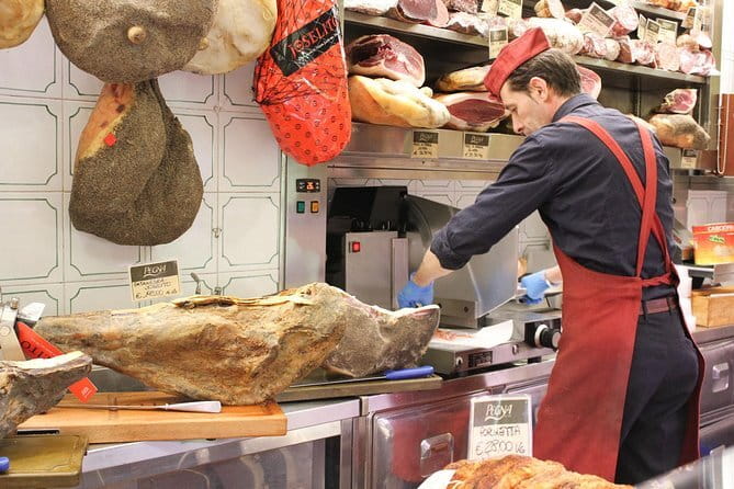 Private Florence Market Tour and Pasta Making Class with Cinzia - Starting with coffee beneath Florence’s Duomo