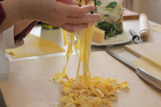Private Florence Market Tour and Pasta Making Class with Cinzia - Practical details that shape the day