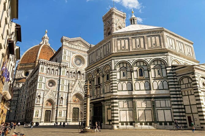 Private Florence Tour: 3-Hour Walking Tour with a Licenced Guide - A strong first look at Florence, from Santa Maria Novella to the Arno