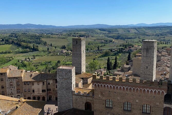 Private Food and Walking Tour in San Gimignano and Volterra - Volterra: Etruscan streets and Tuscan craft