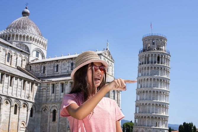 PRIVATE Full-Day Pisa and Lucca GUIDED Tour from Florence - From Florence to Pisa in a private minivan