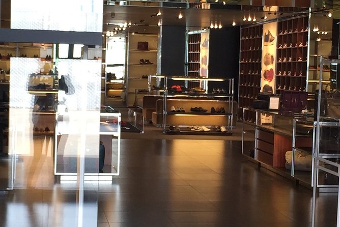 PRIVATE Full-Day Shopping Tour: The Mall GUCCI and Spaces PRADA outlet - Who will get the most from this outing?