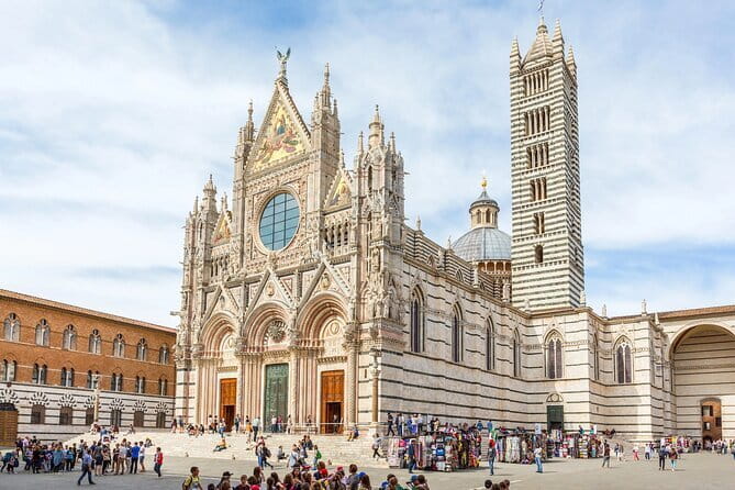 PRIVATE Full-Day Siena and Chianti Classico Wine Experience. - Siena Cathedral and the question of a city guide
