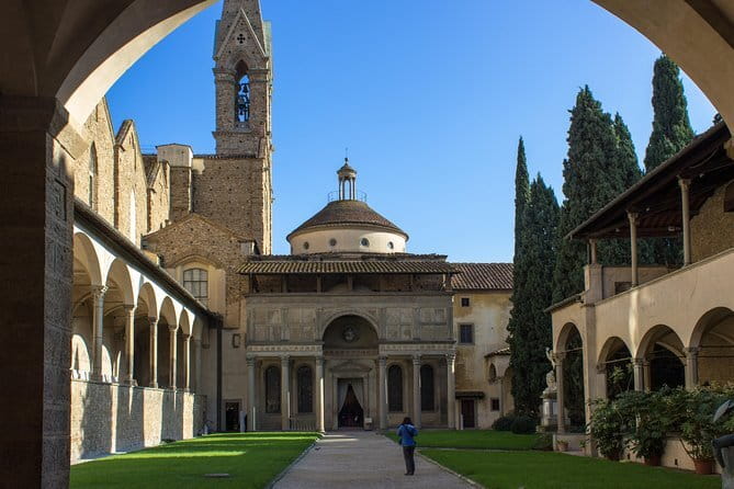 Private Guided Tour of Florence Basilicas and Their Cloisters - San Lorenzo and the Medici family church