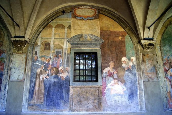 Private Guided Visit of Florence Santa Maria Novella Basilica and its Officina Profumo Farmaceutica - Timing and meeting point in Florence