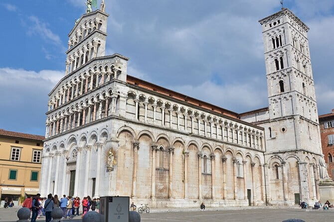 Private Pisa & Lucca Day Tour from Florence - Leaving Florence early for a full Tuscan day