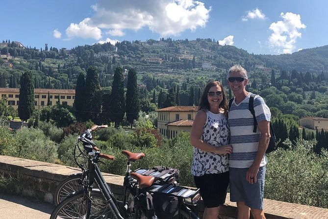 Private Self-Guided E-Bike Ride in Tuscany with Vineyard Visit - The ride through forest and olive groves