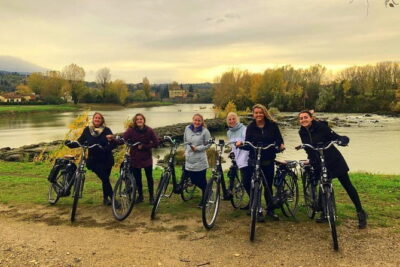 Private Self-Guided E-Bike Ride in Tuscany with Vineyard Visit