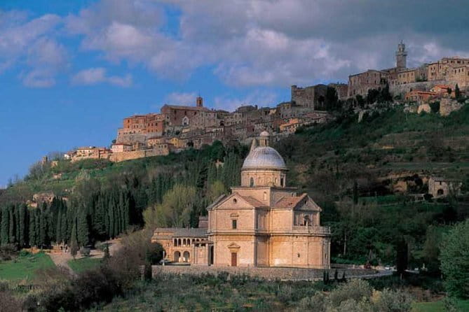 Private Tour: Medieval Val d'Orcia by Minivan from Florence - Montepulciano: wine cellars below Piazza Grande