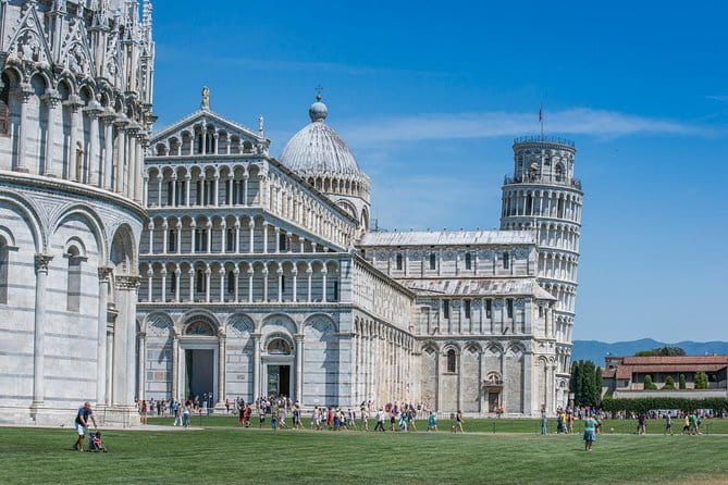 Private Tour: Pisa and Lucca from Florence - What the private driver adds