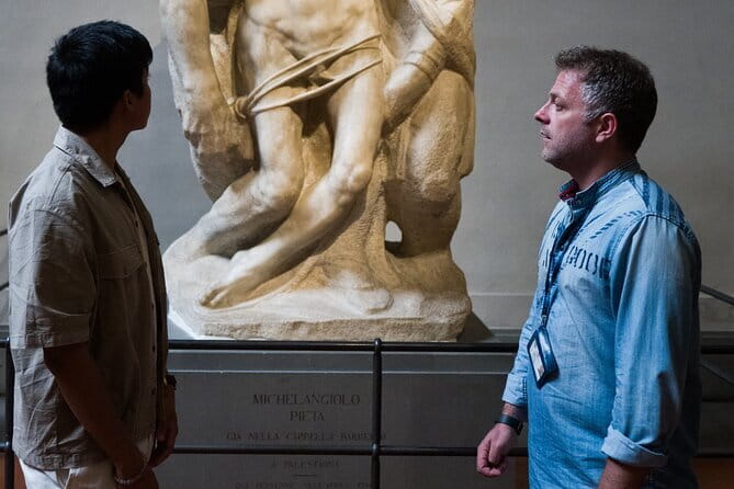 Private Tour: The Academy Gallery - The value of a private guide and a nine-person limit