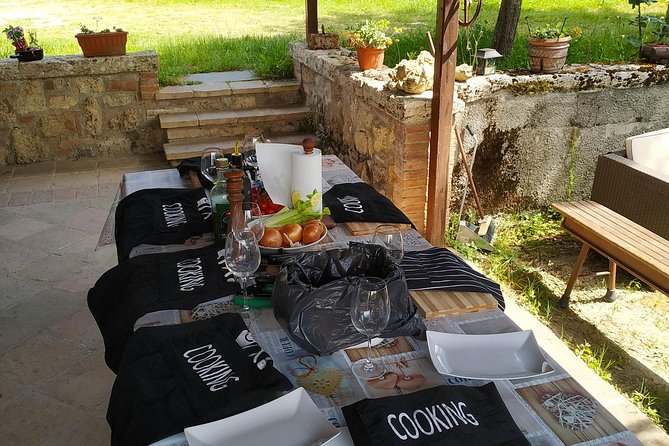 Private Tuscan Cooking Class And Wine Tasting in Radda in Chianti - Lunch with Giorgia and Luigi