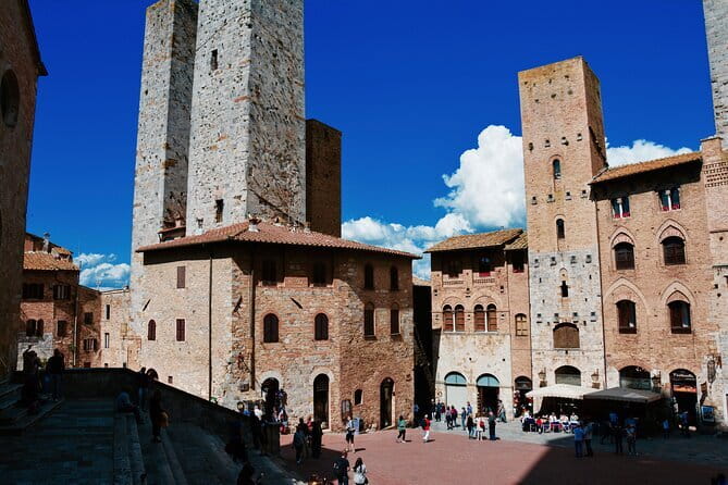 Private Tuscany Day Tour: San Gimignano and Chianti Wine Region from Florence - Three hours along the Chiantigiana road