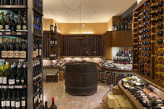 Private Tuscany Vespa Tour - The Tuscan lunch: pasta, cured meat, and crostata