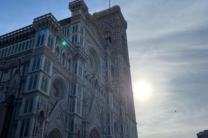 Renaissance Secrets with Elvis - Walking experience - Piazza della Signoria and political Florence