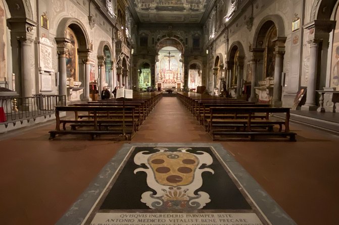 Renaissance Secrets with Elvis - Walking experience - San Lorenzo and the final piece of the story
