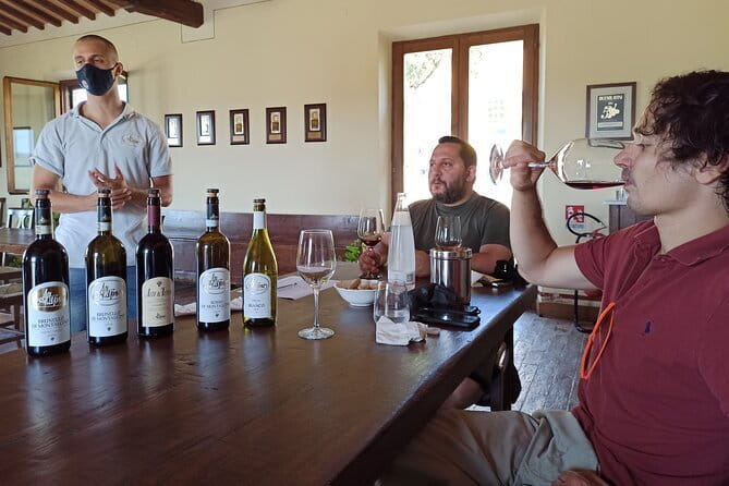 Rosso and Brunello di Montalcino Wine Tour Including Lunch and Visit to 2 Local Wineries - Why Montalcino makes a better wine day than a city tasting room