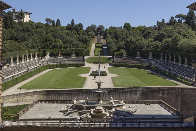Royal Paths of Florence: Explore the Boboli Gardens - The uphill route to Neptune’s Fountain