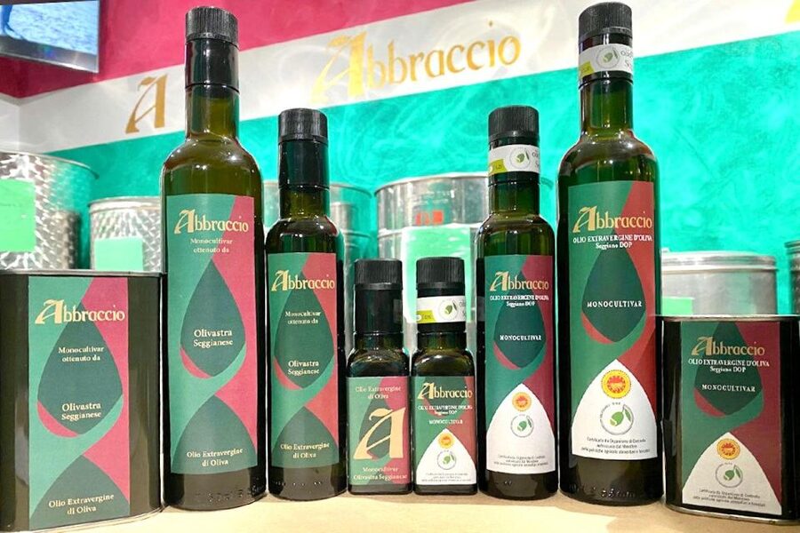 Seggiano: Typical Tuscan Farm Tour with Olive Oil Tasting - Why Seggiano is a good place to learn about olive oil