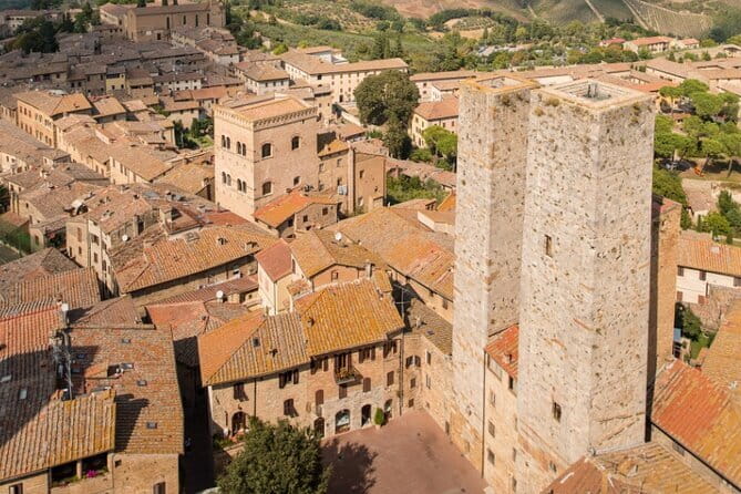 Semi Private Deep Wine Chianti and San Gimignano from Florence - What this Chianti day trip does well