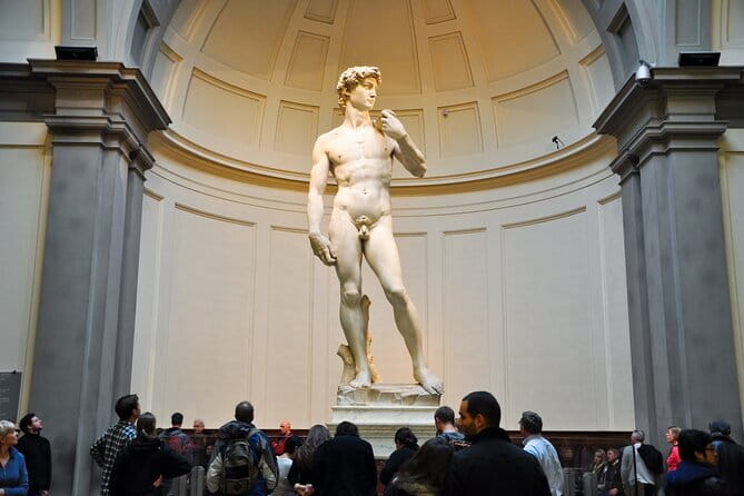 Semi-Private Uffizi Gallery Guided Tour with Priority Access - The guide makes the difference