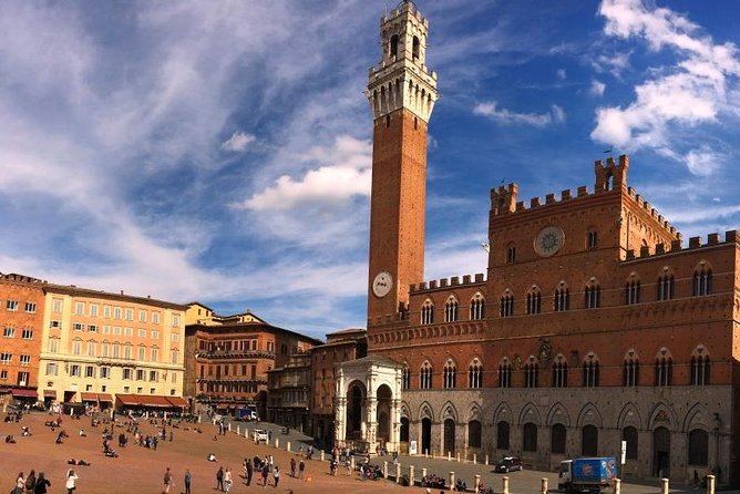Siena and San Gimignano, The Glory Of Medieval Age In Tuscany - Two medieval towns from a Florence hotel